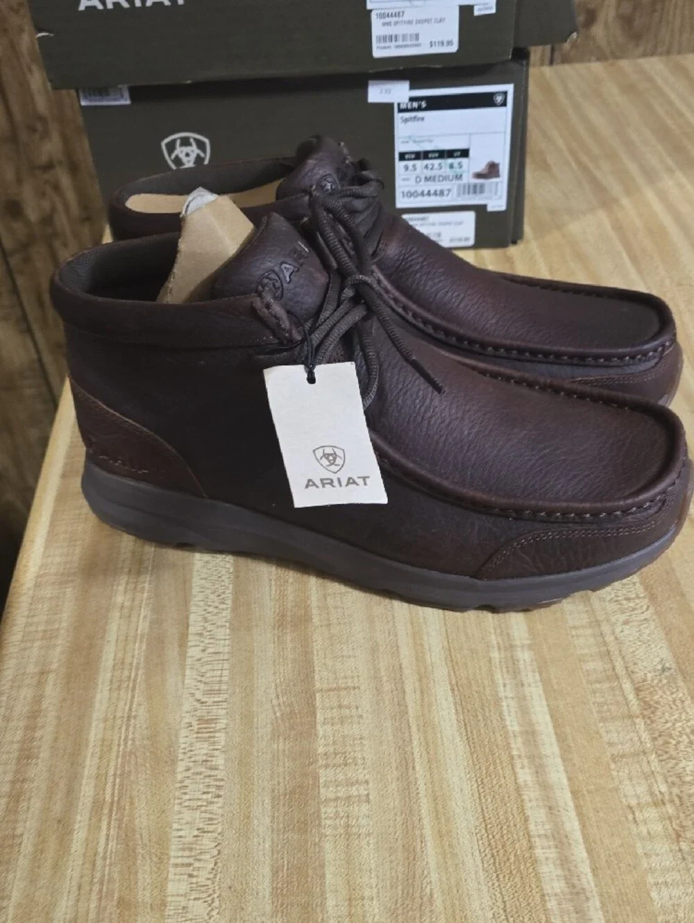 Ariat Men's 9.5 D Spitfire  Dark Brown Leather Chukka Moc Toe Boots NWT